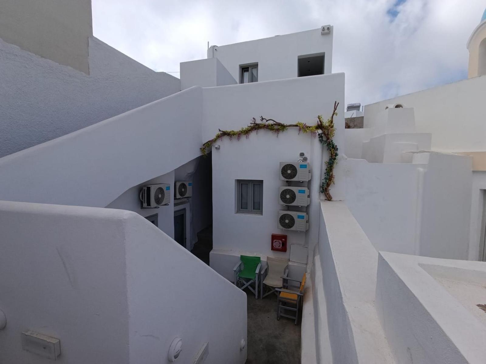 Fira Comfort Rooms Buitenkant foto