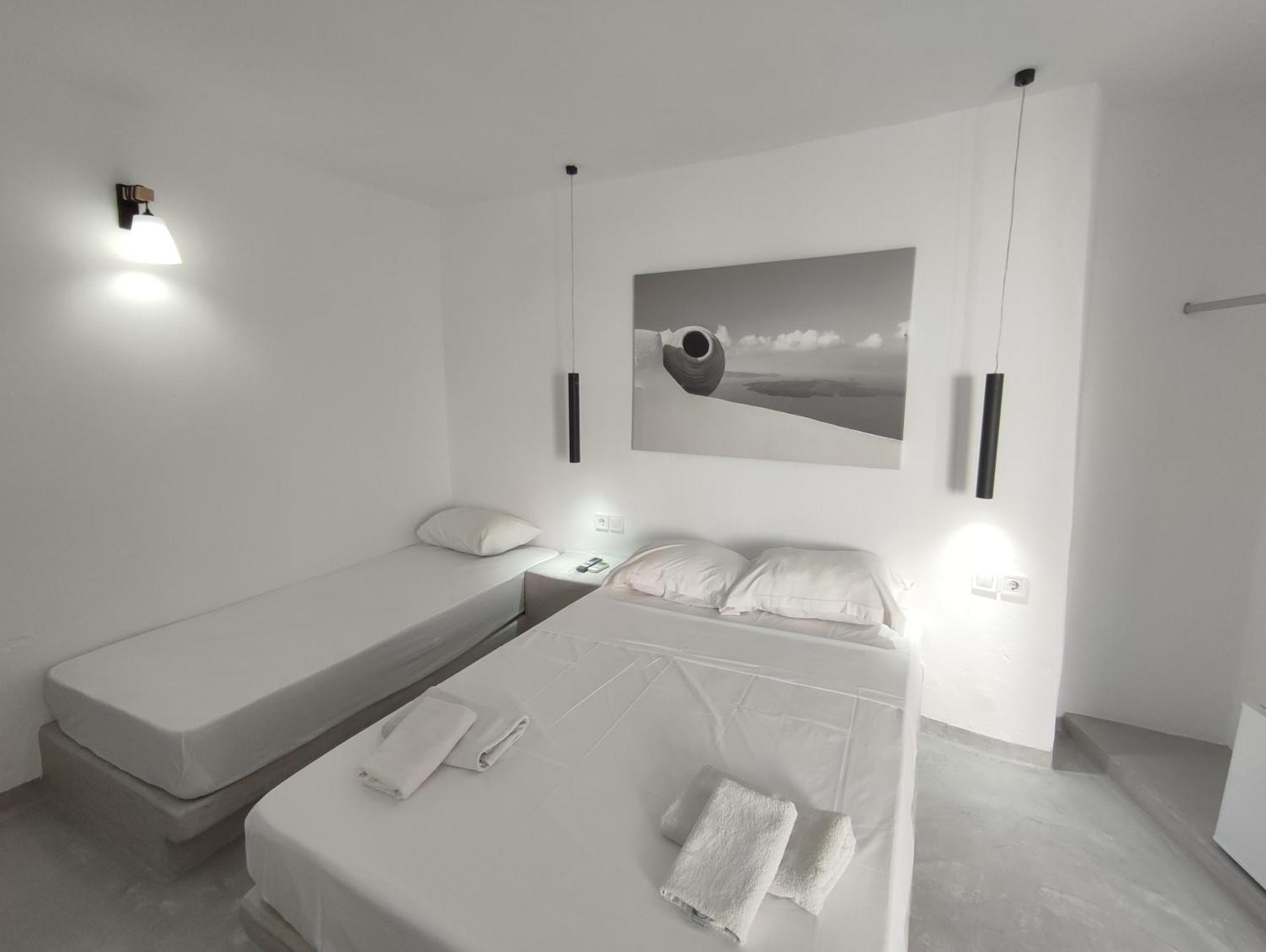Fira Comfort Rooms Buitenkant foto