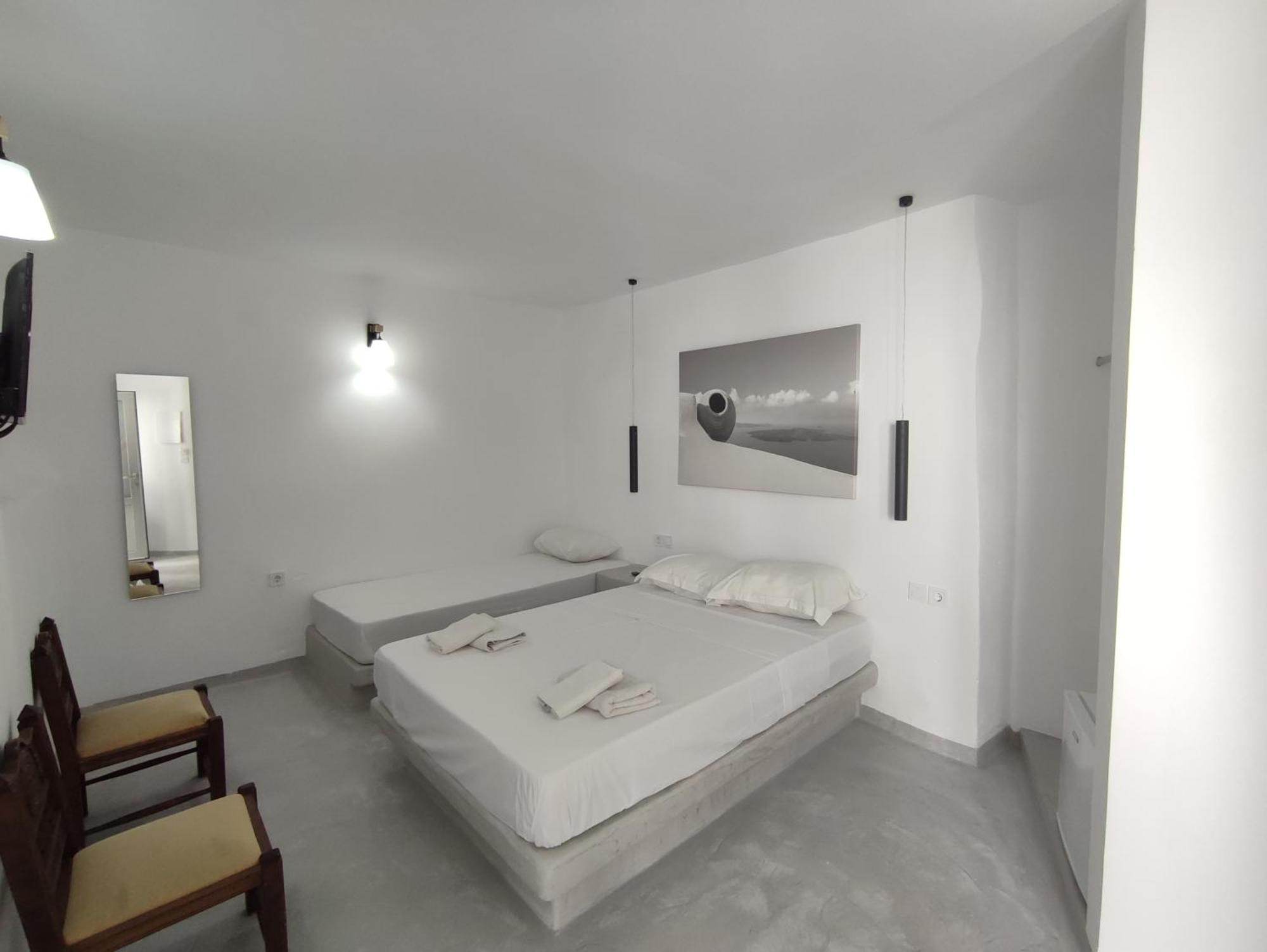 Fira Comfort Rooms Buitenkant foto