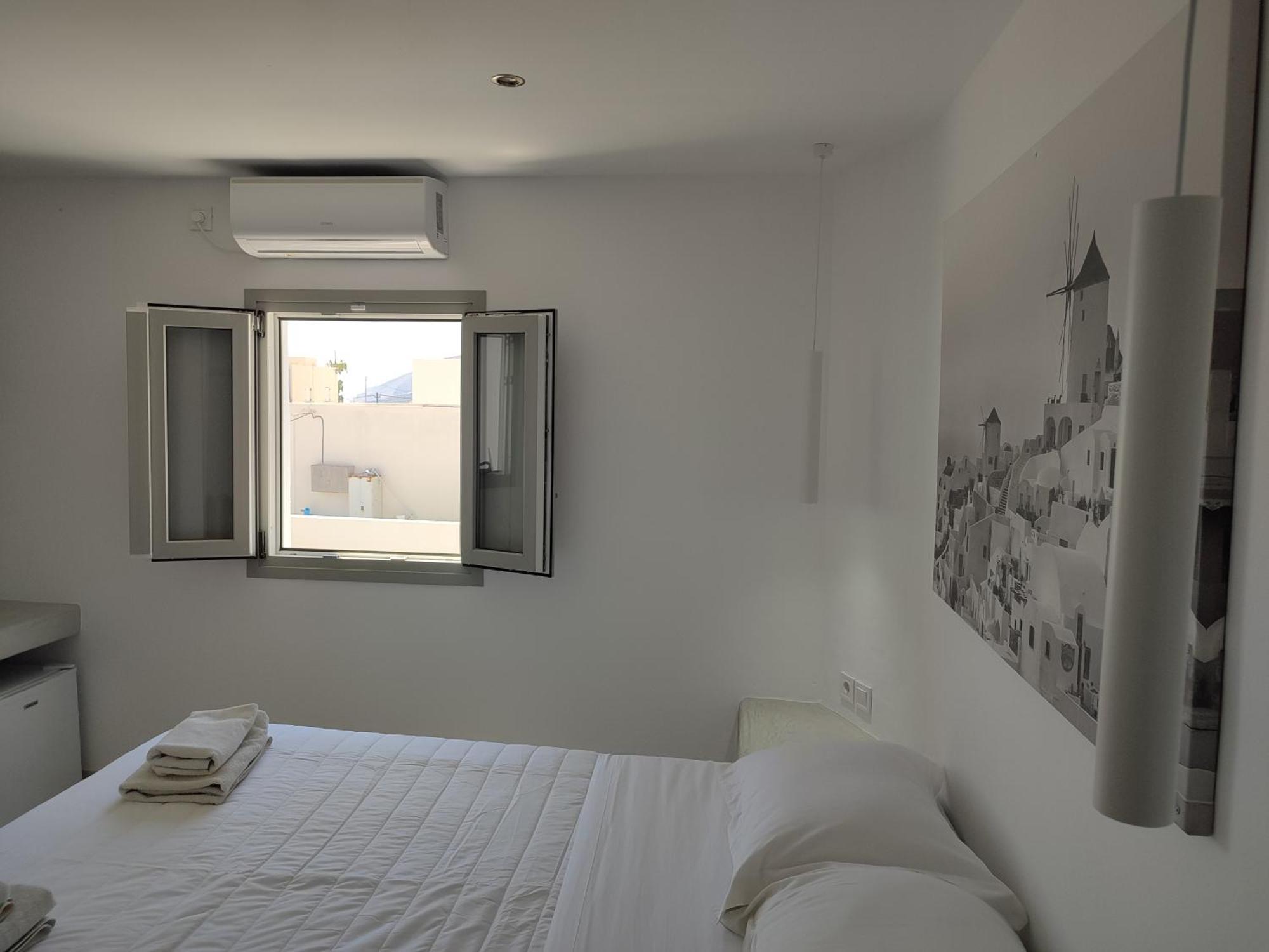 Fira Comfort Rooms Buitenkant foto