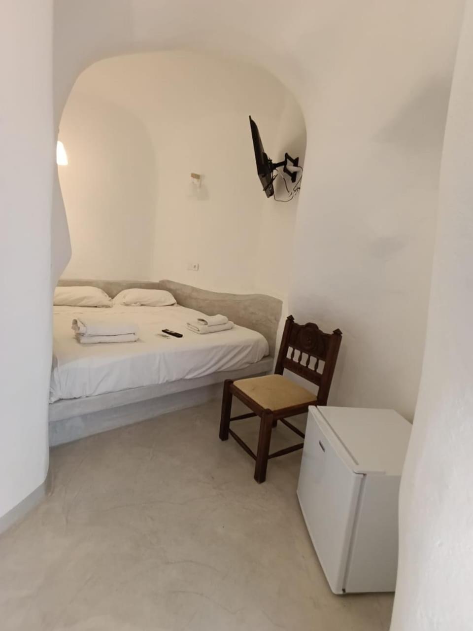 Fira Comfort Rooms Buitenkant foto