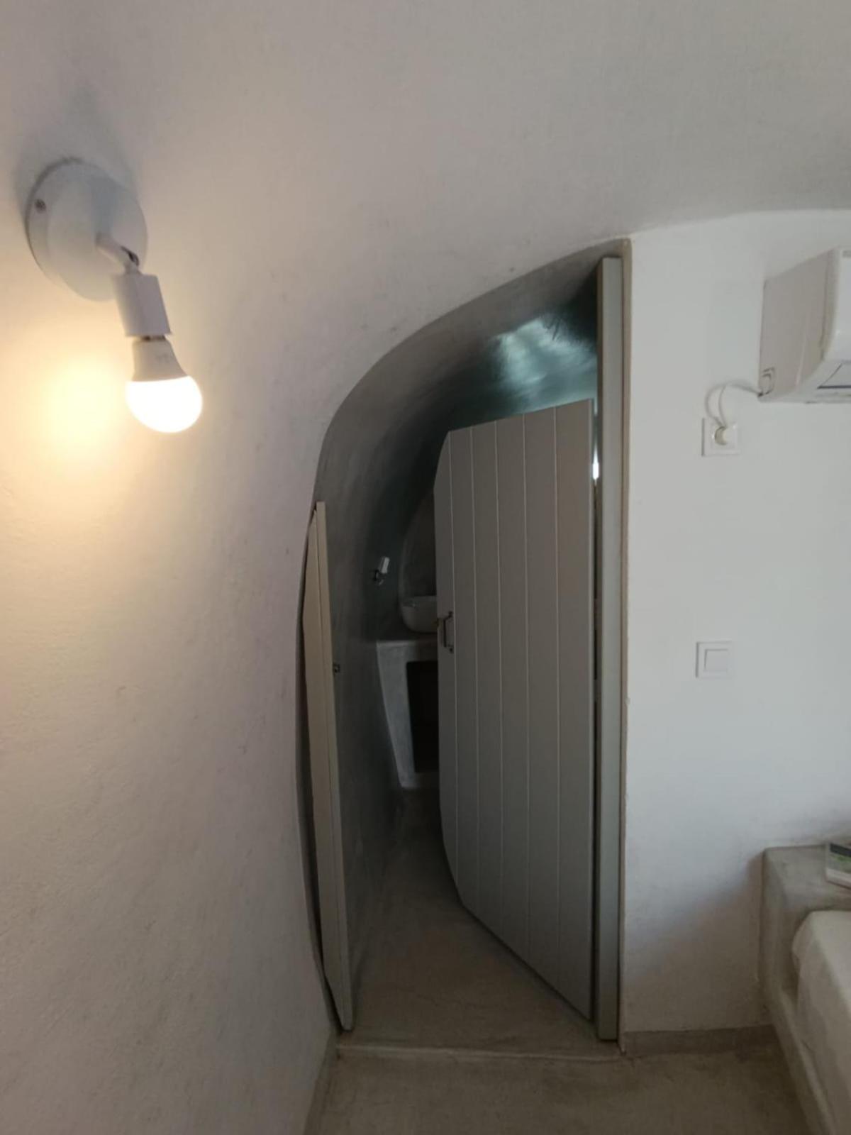 Fira Comfort Rooms Buitenkant foto