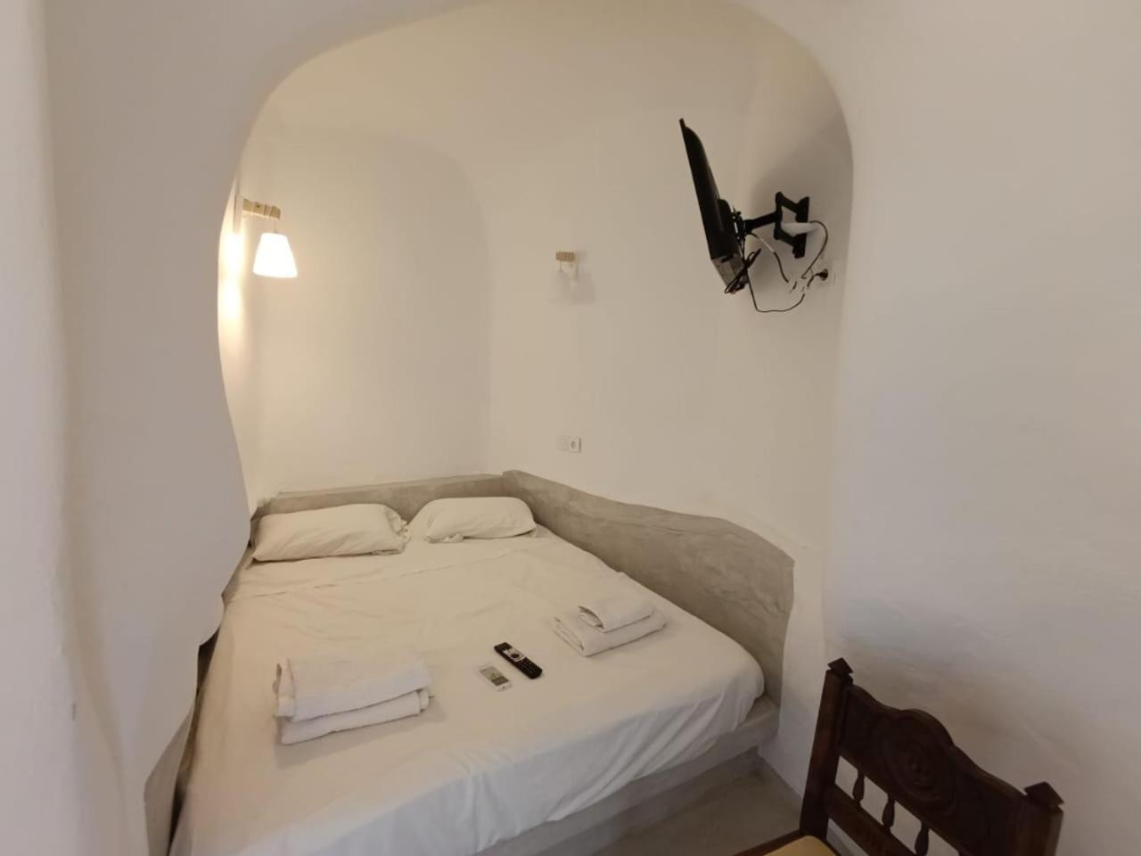 Fira Comfort Rooms Buitenkant foto